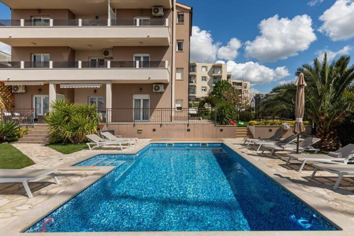 Sunny Garden Adria Apartment Split Exterior photo